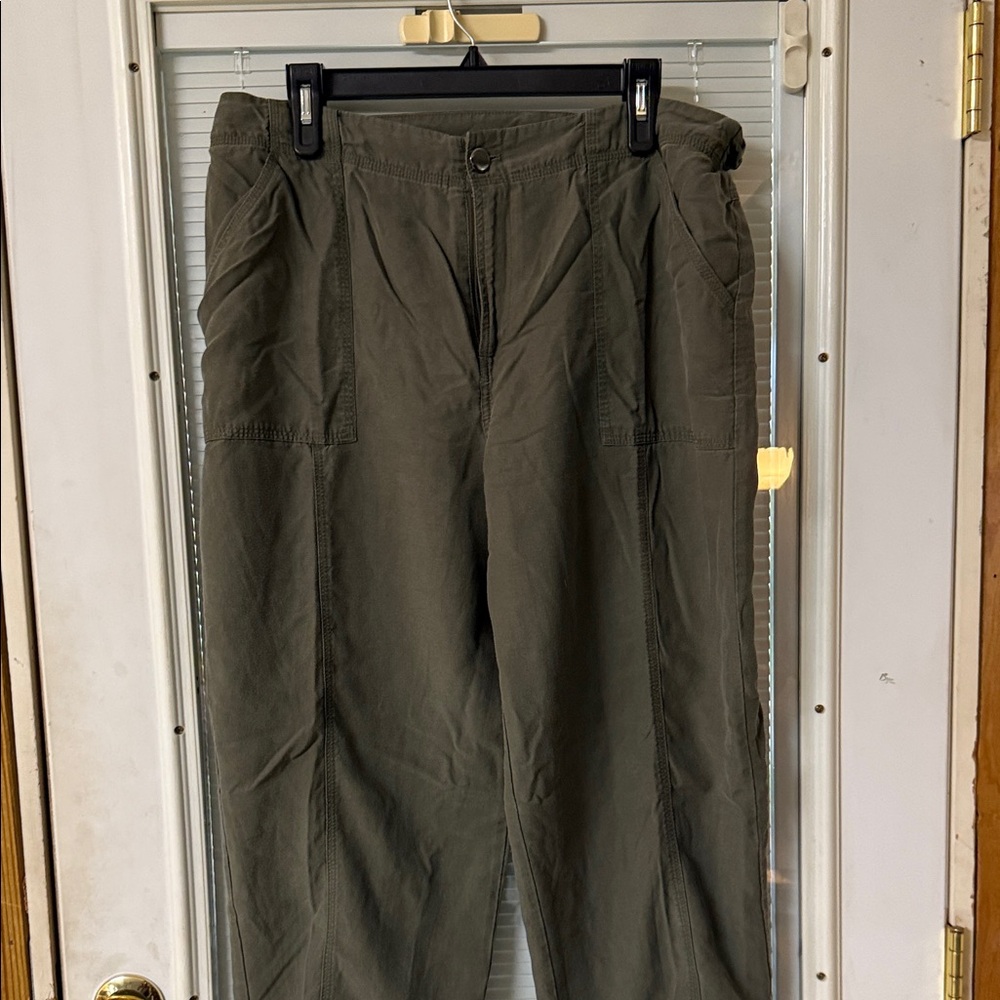 Christopher & Banks Olive Green Cargo Pants